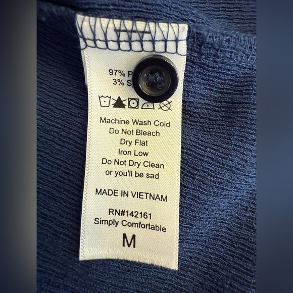 LuLaRoe Vivian Button Back Long Sleeve dark Blue Top Size Medium - Picture 4 of 8